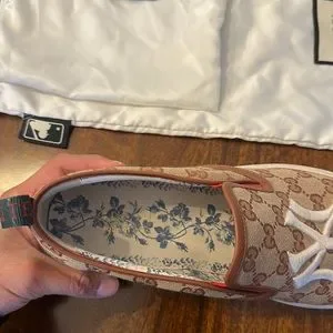 Gucci | Shoes | Gucci Sneakers Mens Slip On Ny Yankee Patch  display picture 1